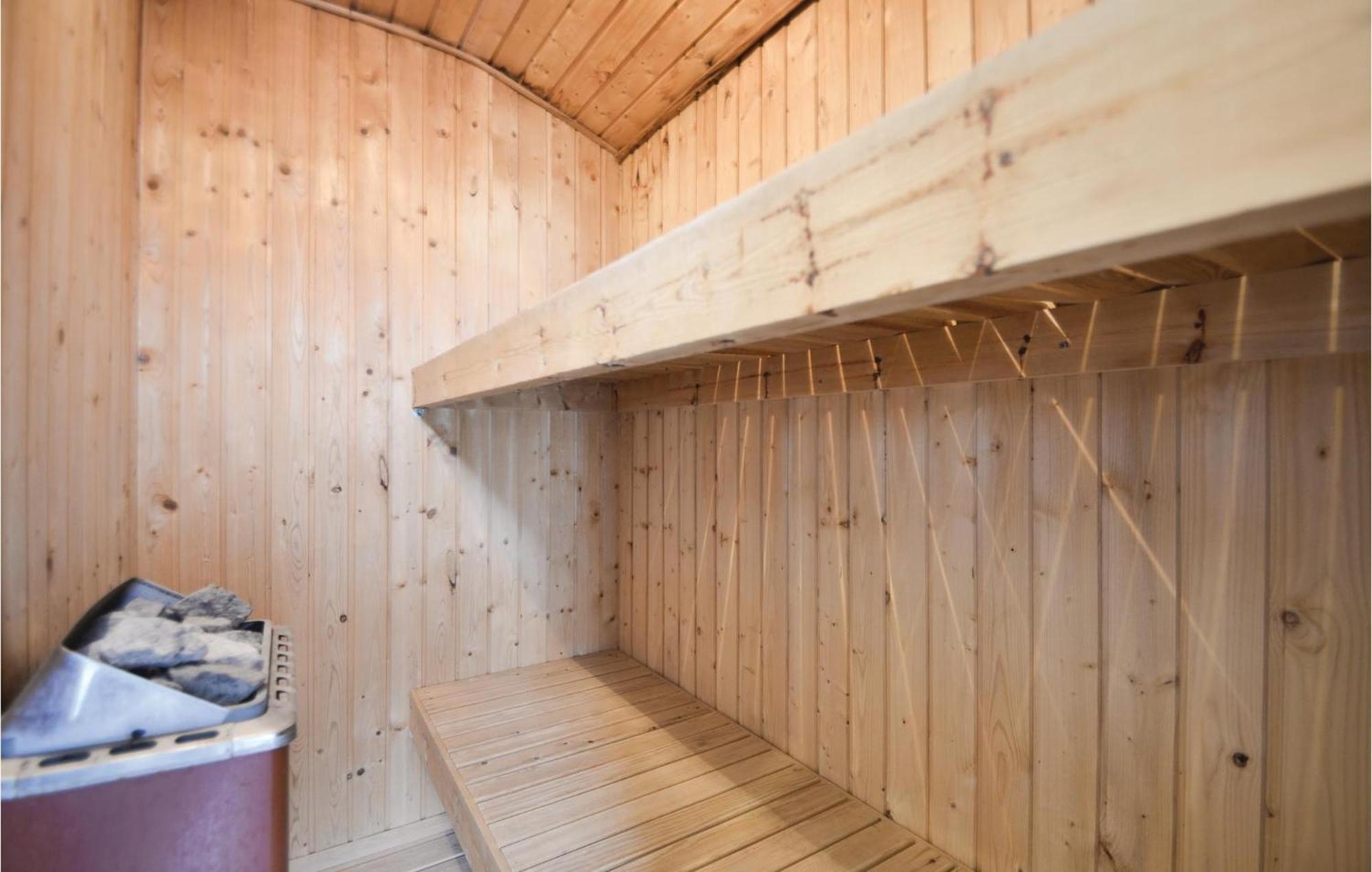 Amazing Home In Ebeltoft With Sauna Exterior photo